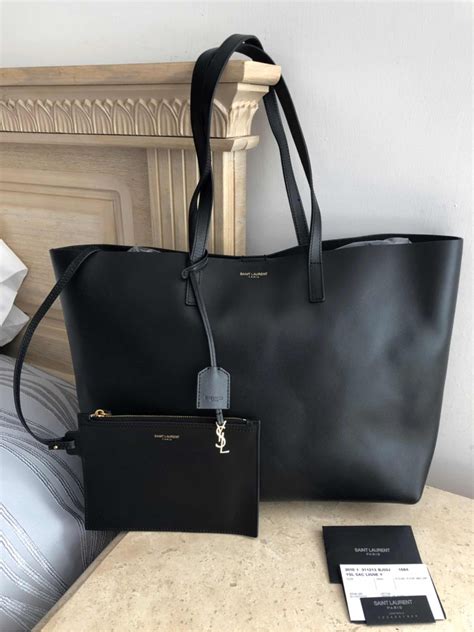 yves saint laurent shopper schwarz|ysl saint laurent totes.